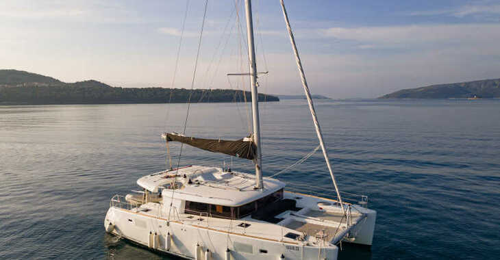 Rent a catamaran in Marina Baotić - Lagoon 450 Fly