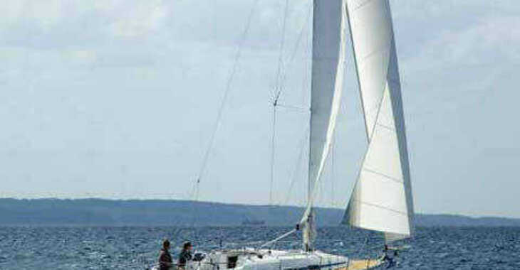 Rent a sailboat in Marina Kornati - Bavaria 32