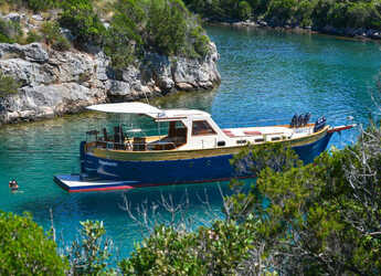 Louer yacht à Marina Lucica Špinut - Leut
