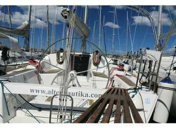 Rent a sailboat in ACI Jezera - First 35