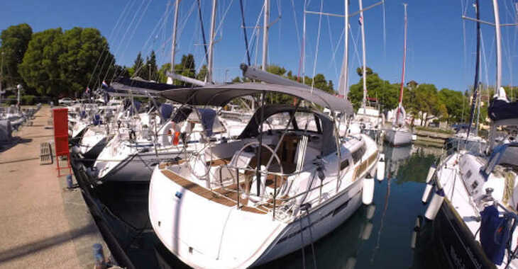 Louer voilier à Zadar Marina - Bavaria Cruiser 37