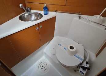 Rent a sailboat in Marina Mandalina - Sun Odyssey 49i