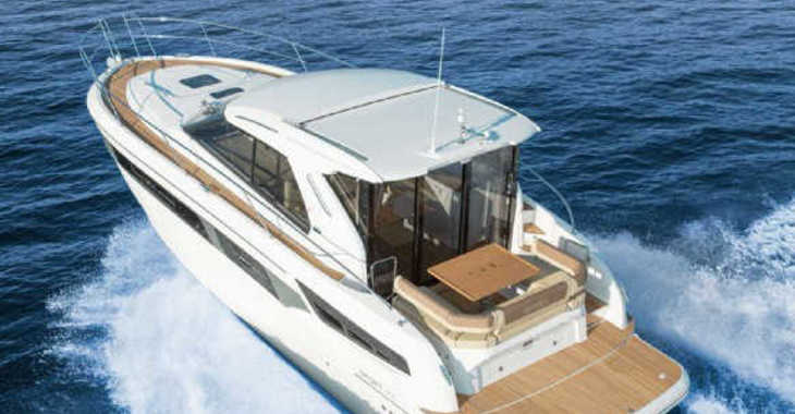 Chartern Sie motorboot in Marina Mandalina - Bavaria 400 Coupe