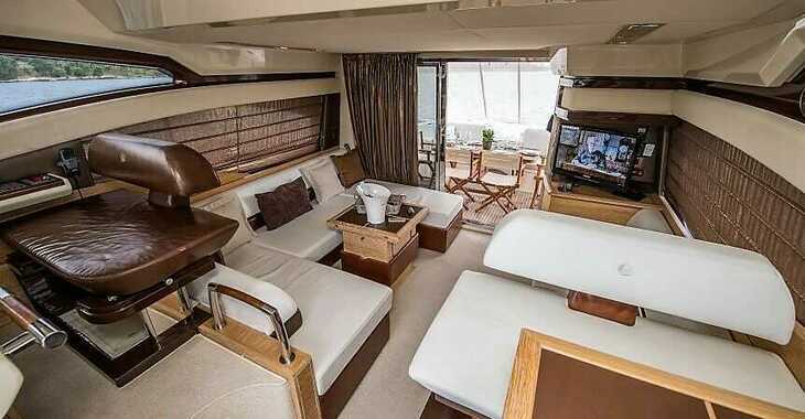 Rent a yacht in Marina Mandalina - Azimut 47 Fly