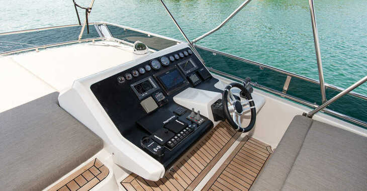 Louer yacht à Marina Mandalina - Galeon 640 Fly