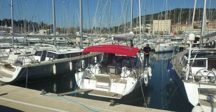 Chartern Sie segelboot in ACI Marina Dubrovnik - Oceanis 41.1