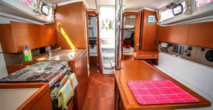 Rent a sailboat in Split (ACI Marina) - Oceanis 35