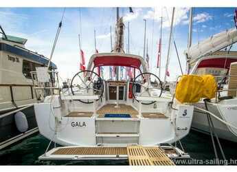 Louer voilier à Split (ACI Marina) - Oceanis 35
