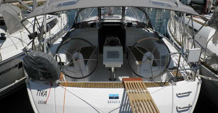 Rent a sailboat in Marina Sukosan (D-Marin Dalmacija) - Bavaria Cruiser 34