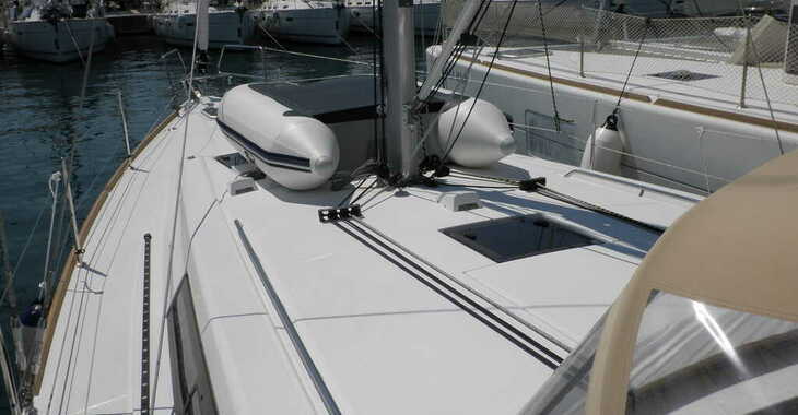 Rent a sailboat in Marina Sukosan (D-Marin Dalmacija) - Oceanis 45- 4 cab