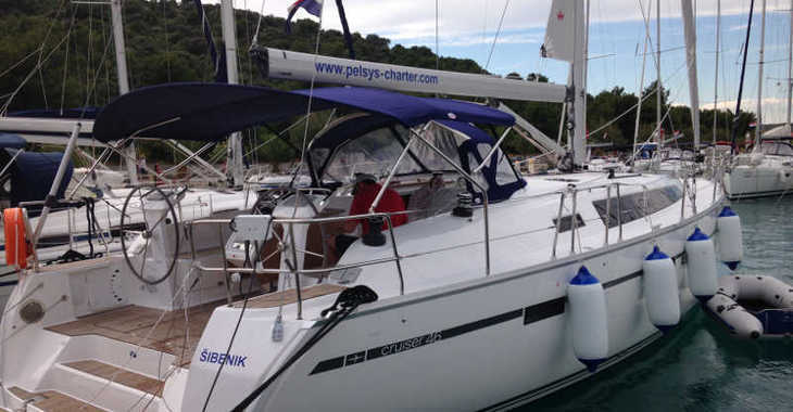 Rent a sailboat in Marina Frapa - Bavaria Cruiser 46
