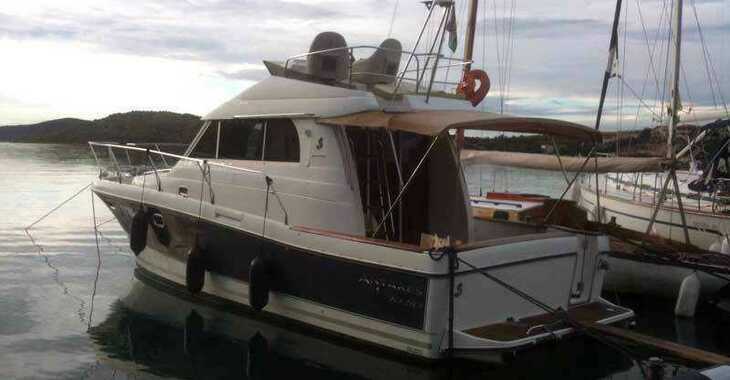 Chartern Sie motorboot in Marina Frapa - Antares 10.80