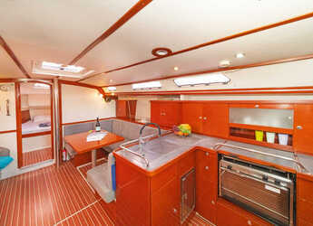 Rent a sailboat in Kos Marina - Hanse 400.