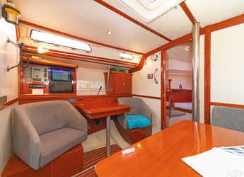 Rent a sailboat in Kos Marina - Hanse 400.