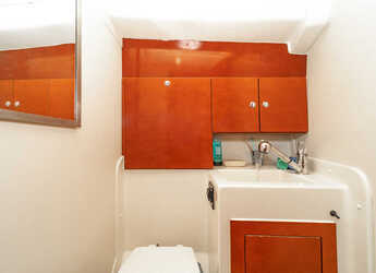 Rent a sailboat in Kos Marina - Hanse 400.