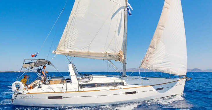Chartern Sie segelboot in Kos Marina - Oceanis 45