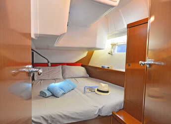 Rent a sailboat in Kos Marina - Oceanis 45