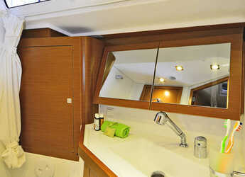 Rent a sailboat in Kos Marina - Oceanis 45