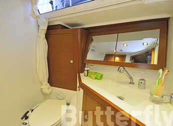 Rent a sailboat in Kos Marina - Oceanis 45