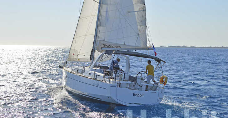 Rent a sailboat in Kos Marina - Oceanis 35