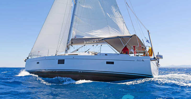 Rent a sailboat in Alimos Marina Kalamaki - Hanse 455