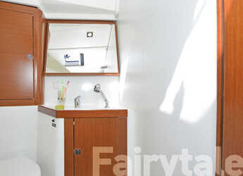 Rent a sailboat in Kos Marina - Oceanis 41