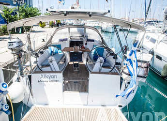 Rent a sailboat in Nidri Marine - Hanse 345