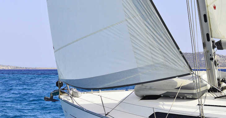 Rent a sailboat in Alimos Marina Kalamaki - Bavaria Cruiser 46