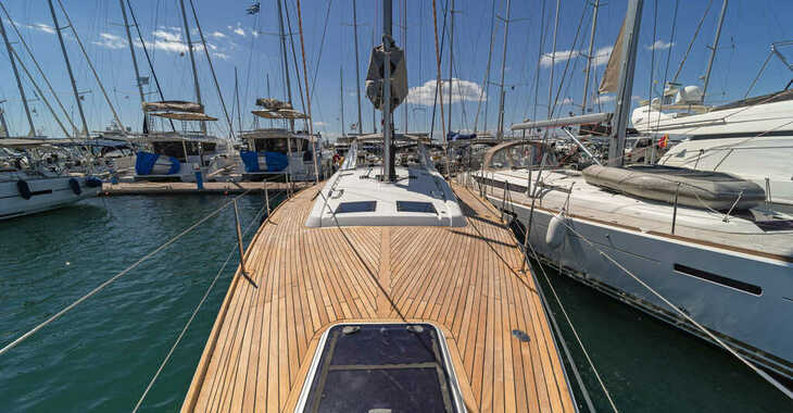Rent a sailboat in Alimos Marina - Oceanis 48