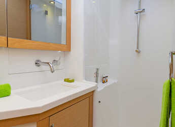 Rent a catamaran in Kos Marina - Lagoon 450 Fly A/C & GEN