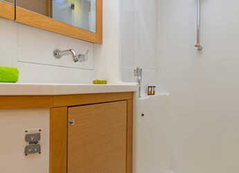 Rent a catamaran in Kos Marina - Lagoon 450 Fly A/C & GEN