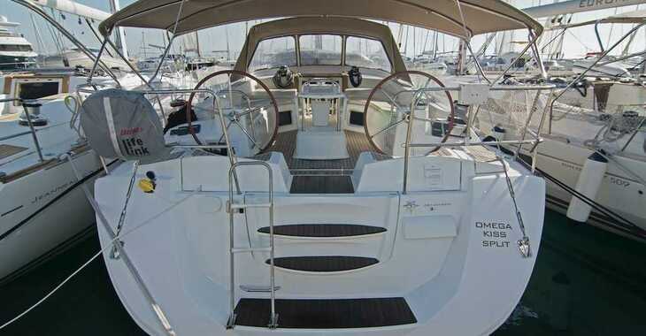 Rent a sailboat in Marina Split (ACI Marina) - Jeanneau 53
