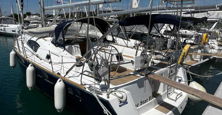 Rent a sailboat in Marina Sukosan (D-Marin Dalmacija) - Oceanis 43 BS