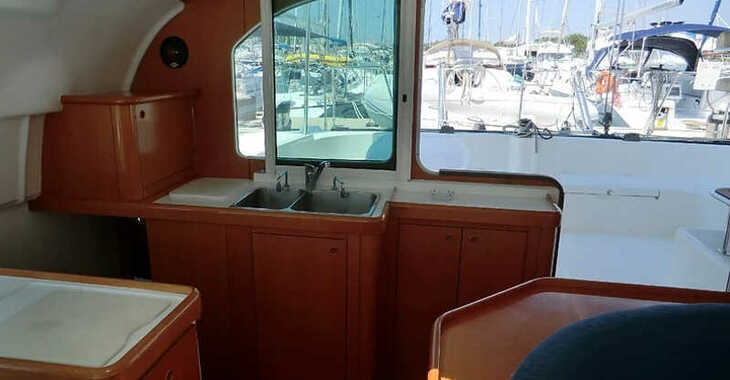 Rent a catamaran in Marina Sukosan (D-Marin Dalmacija) - Lagoon 410