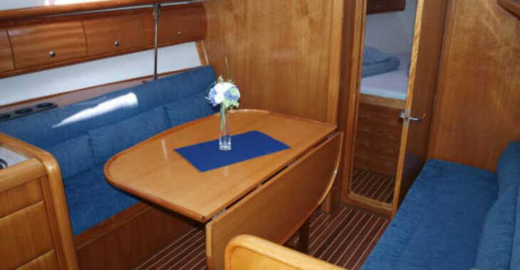 Chartern Sie segelboot in Marina Kremik - Bavaria 32