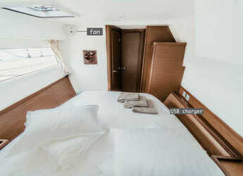 Rent a catamaran in Marina Mandalina - Lagoon 42