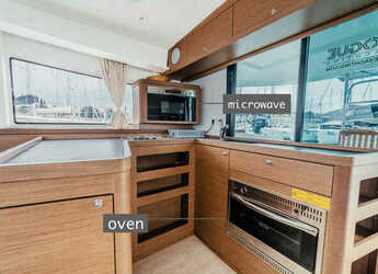 Rent a catamaran in Marina Mandalina - Lagoon 42