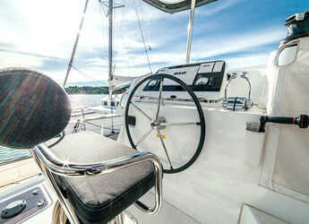 Rent a catamaran in Marina Mandalina - Lagoon 42