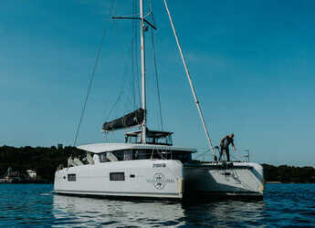 Rent a catamaran in Marina Mandalina - Lagoon 42