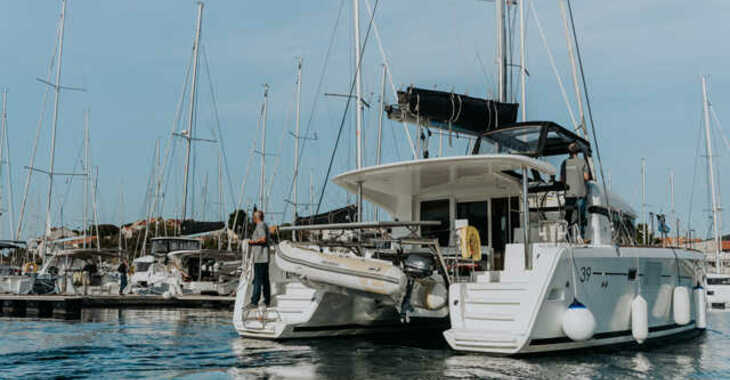 Chartern Sie katamaran in Marina Mandalina - Lagoon 39