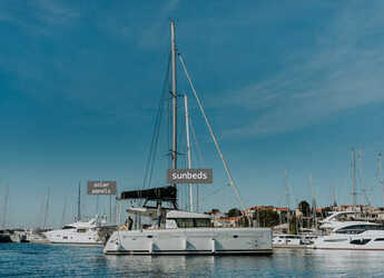 Rent a catamaran in Marina Mandalina - Lagoon 39