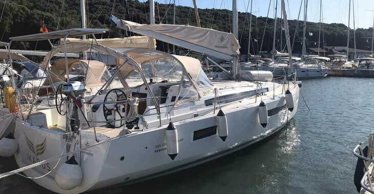 Rent a sailboat in Veruda - Sun Odyssey 440/3cab.