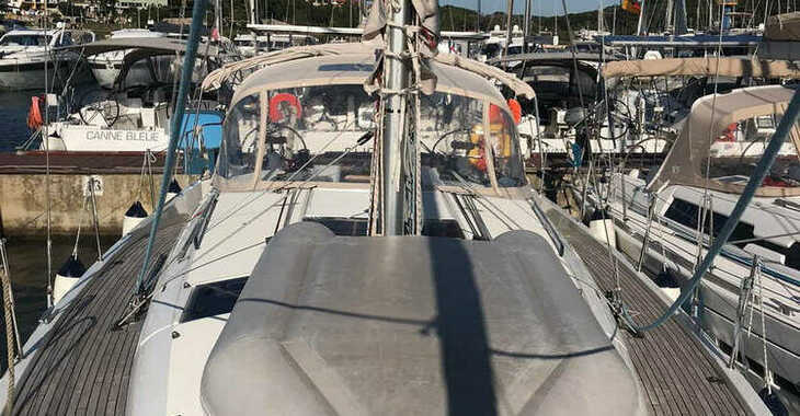 Chartern Sie segelboot in Veruda - Sun Odyssey 440/3cab.