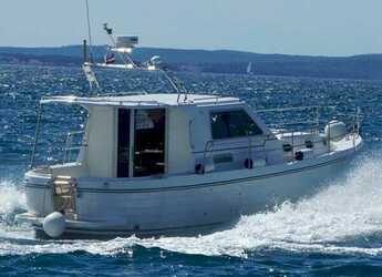 Rent a motorboat in Zadar Marina - Adria 1002