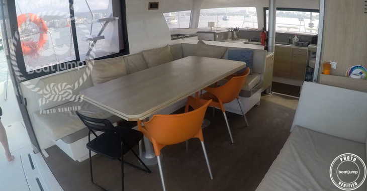 Rent a catamaran in Club Naútico de Sant Antoni de Pormany - Bali 4.0