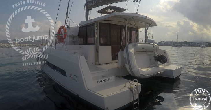 Alquilar catamarán en Club Naútico de Sant Antoni de Pormany - Bali 4.0