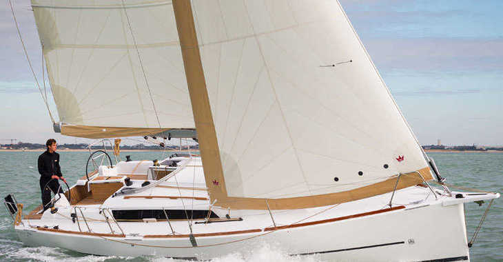 Rent a sailboat in Marina Kremik - Dufour 350 Grand Large