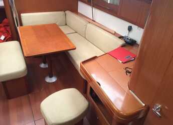 Alquilar velero en Marina Cala de Medici - Oceanis 46