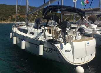 Rent a sailboat in Cala dei Sardi - Bavaria Cr 37