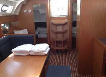 Chartern Sie segelboot in Cala dei Sardi - Bavaria Cr 41